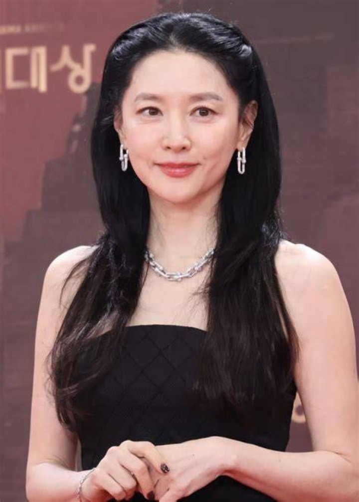 5 best Lee Young Ae movies and TV shows that made her top Korean actress