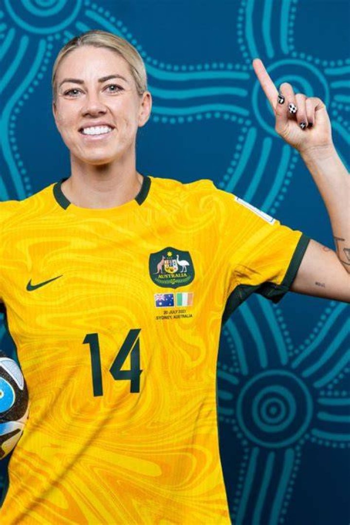 Alanna Kennedy Posing For A Photo 