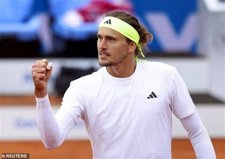 Alexander Zverev denies domestic violence allegations from former