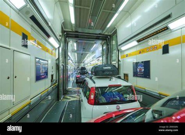 Anyone travelling with Eurotunnel in the coming months will get a &euro;10 Carrefour gift card for every &euro;100 spent before November 30