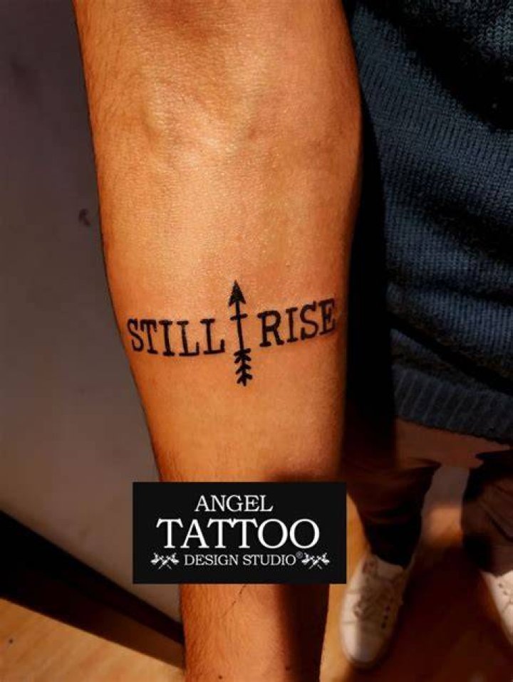 Arrow Still I Rise Tattoo -kukukobain