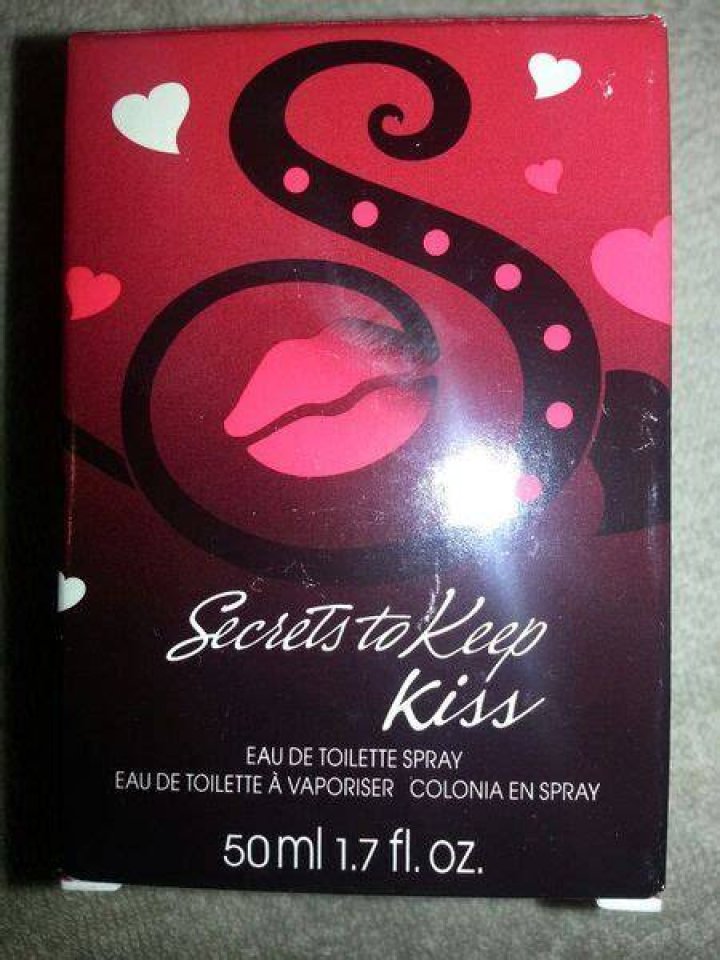 Avon Secrets to Keep Kiss Eau de Toilette Spray