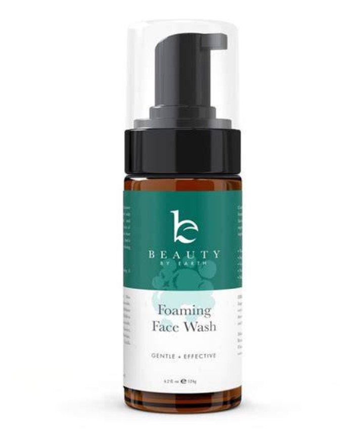 Beauty by Earth Foaming Face Wash