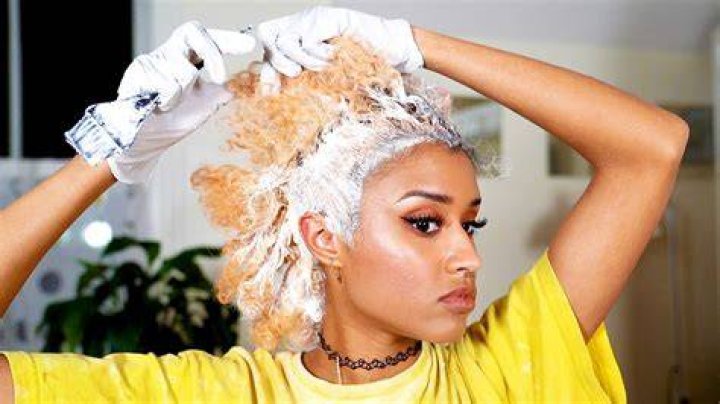 best at-home hair bleaching kit