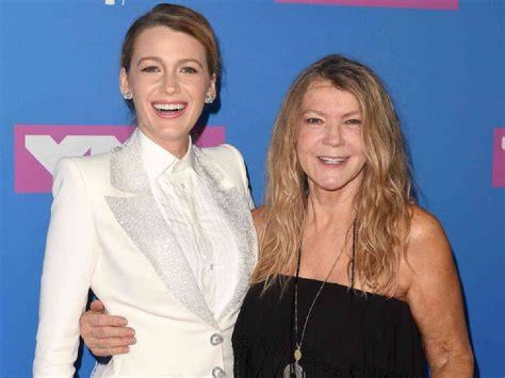 Blake Lively & Elaine Lively from Parents as Red Carpet Dates E! News