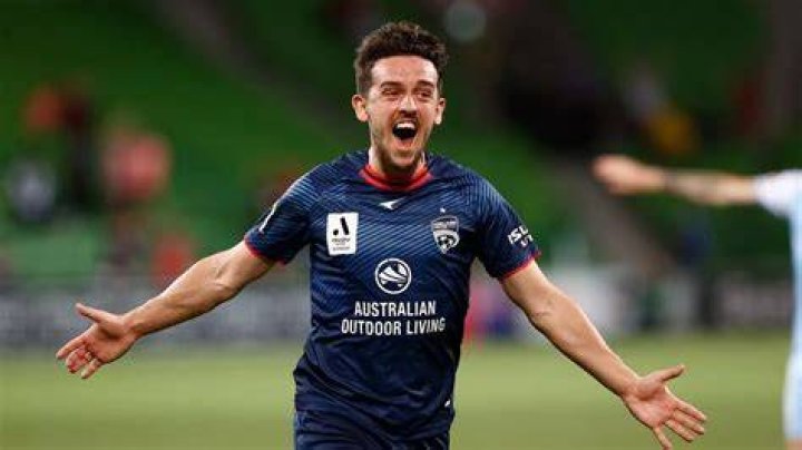  Bolton star Zach Clough is wanted by&nbsp;Nottingham Forest - but their &pound;2million bid has been rejected