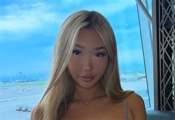 Bunni Emmie nackt, Nacktbilder, Playboy, Nacktfotos, Fakes, Oben Ohne