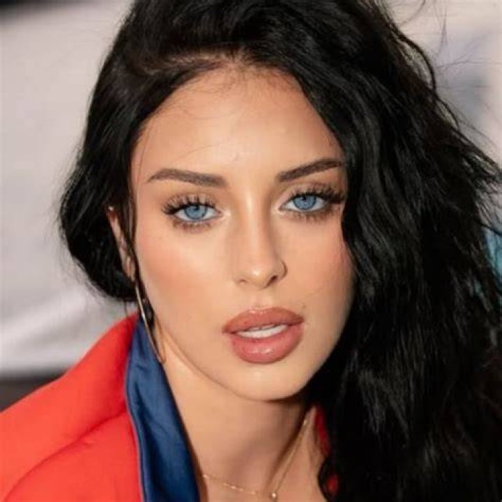 Camilla Araujo Biograf&iacute;a, Edad, Altura, Figura, Valor neto Escuela