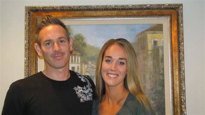 Carrie Connan along with her husband, Shawn and kids
