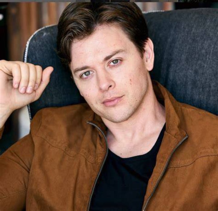 Chad Duell as Michael on General Hospital.