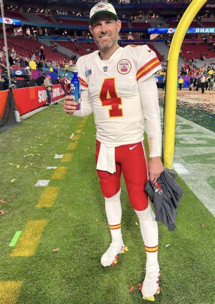 Chad Henne With The Vince Lombardi Trophy