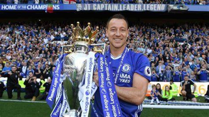  Chelsea legend John Terry loves catching carp