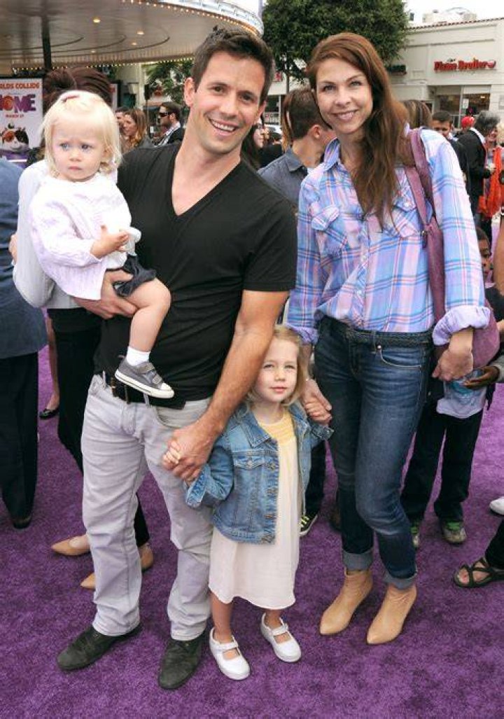 Christian Oliver with two daughters