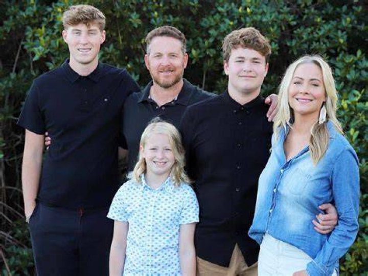 Cole Hauser Wife, Kids