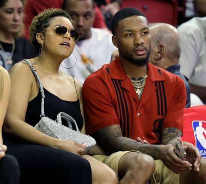 Damian Lillard, his wife Kay'la Hanson, Elder Son Damian Lillard Jr. and the twins Kali and Kalii