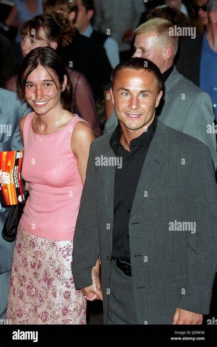 Dennis Wise Net Worth, Age, Height, Wife, Daughter Amber Joins Love Island Villa, Career 3 Dennis Wise Wife