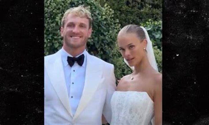 Did Logan Paul married?