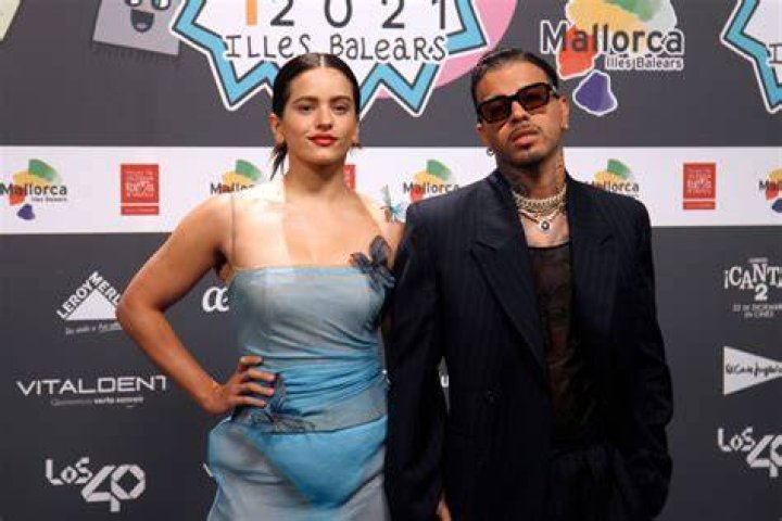 Did Rauw Alejandro Really Just Get a Rosal&iacute;a Tattoo?!