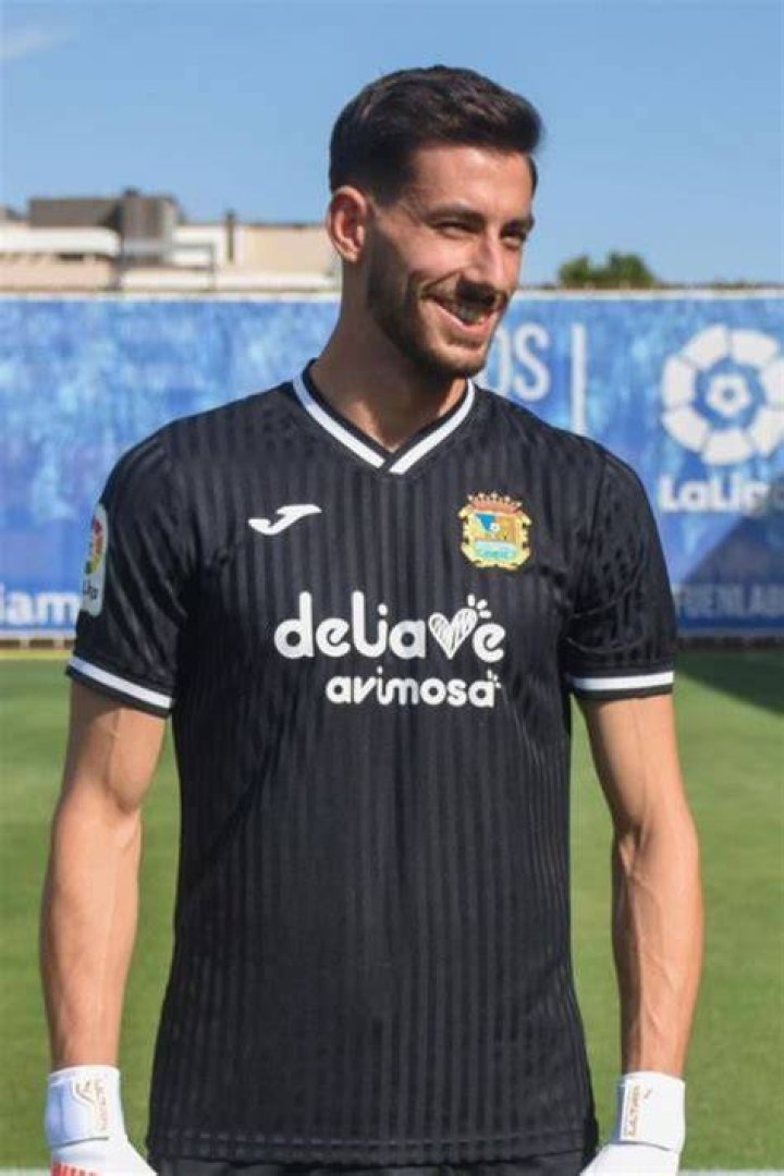 Diego Altube Looking Shrap In Albacete Balompié Jersey
