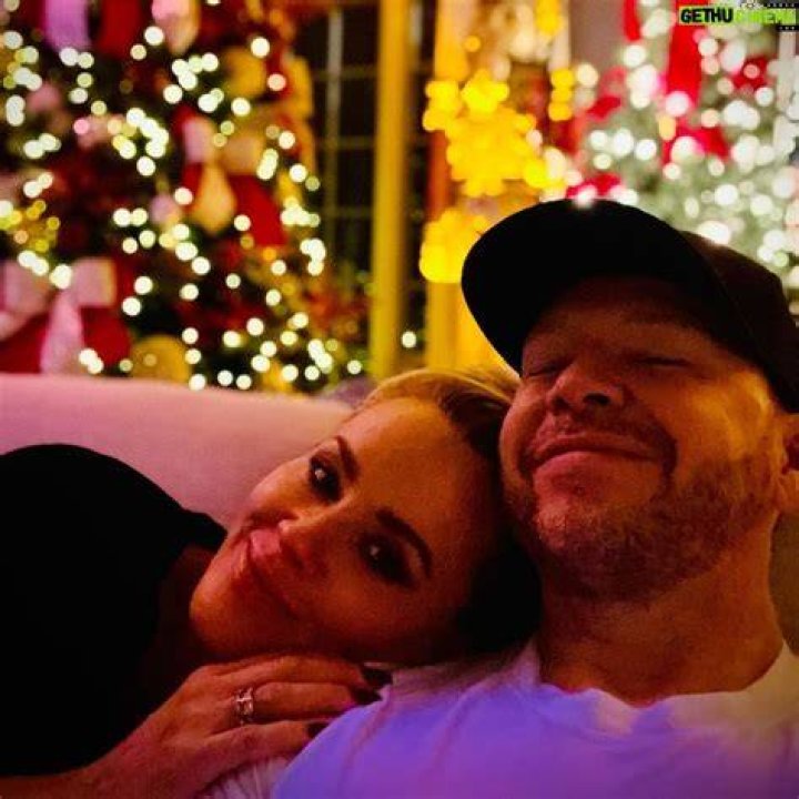 Donnie Wahlberg Talks Christmas With His Kids Older vs Younger