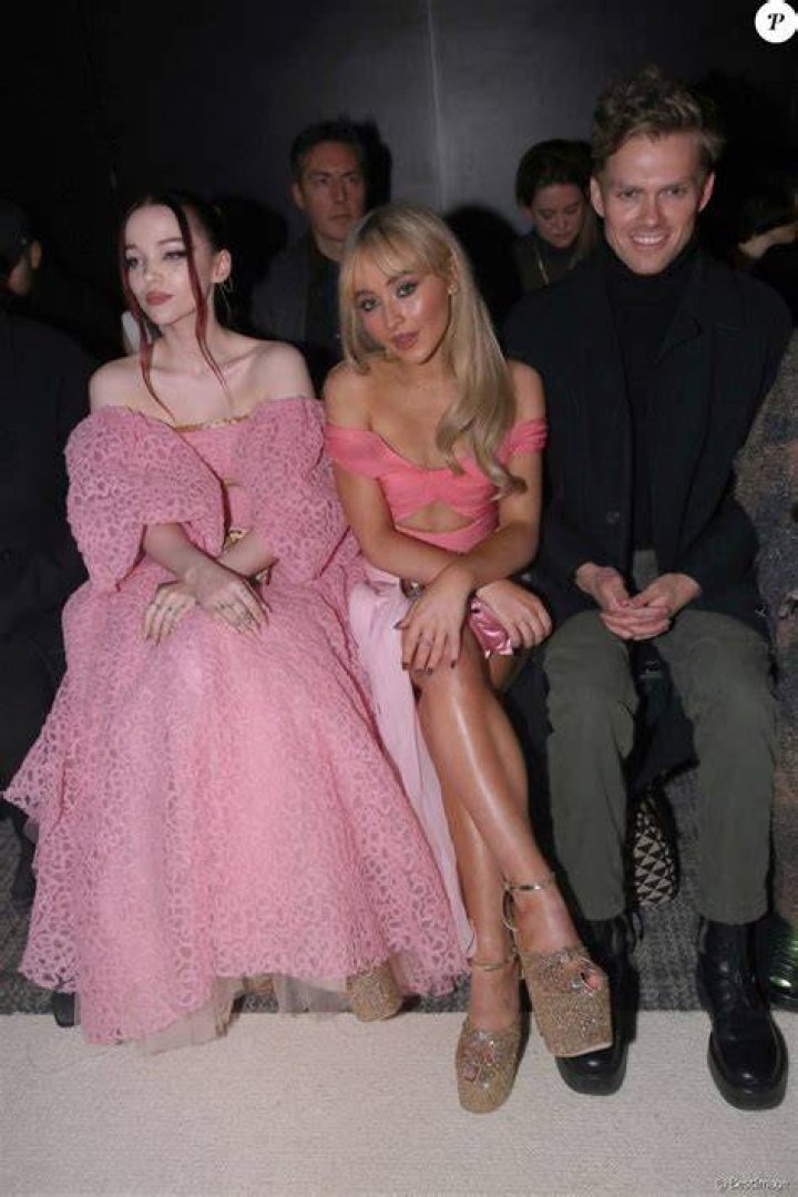 Dove Cameron, Sabrina Carpenter D&eacute;fil&eacute; de Mode Giambattista Valli