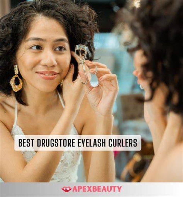  Drugstore Eyelash Curlers for that Wide-Eyed Look