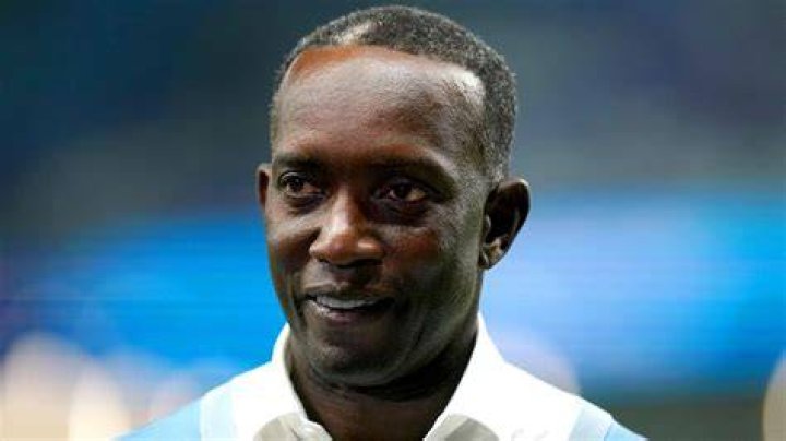 Dwight Yorke has told his former Man Utd team-mate Roy Keane to 'tone down' his 'offensive' remarks