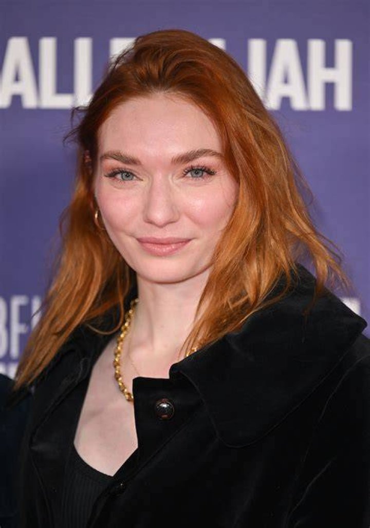 Eleanor Tomlinson Husband, Is she Married, Wiki, Age, Bio, Net Worth, height & More 1 Eleanor Tomlinson