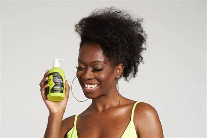 Esha Girl Natural &ndash; 3C & 4C Curl Shampoo