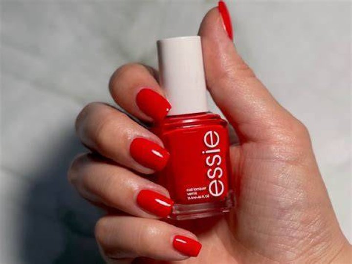 essie Nail Lacquer - Geranium