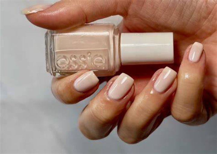 essie Nail Polish - Ballet Sneakers
