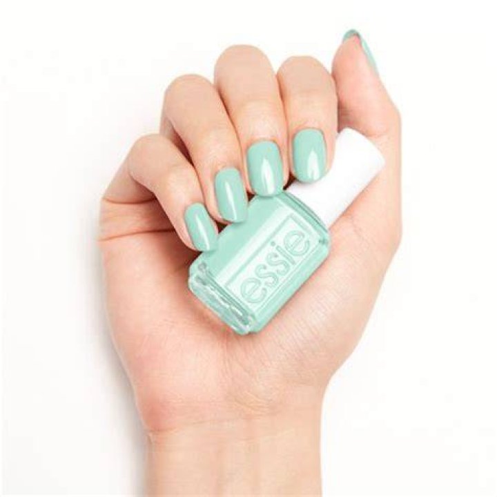 essie Nail Polish - Mint Candy Apple