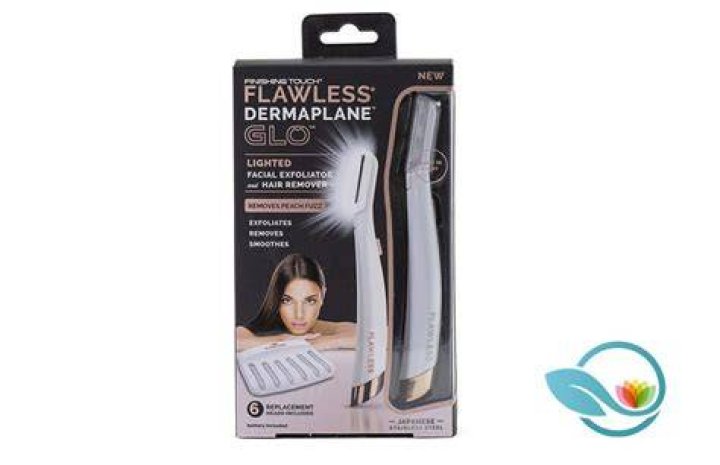 Finishing Touch Flawless Dermaplane Glo Lighted Facial Exfoliator