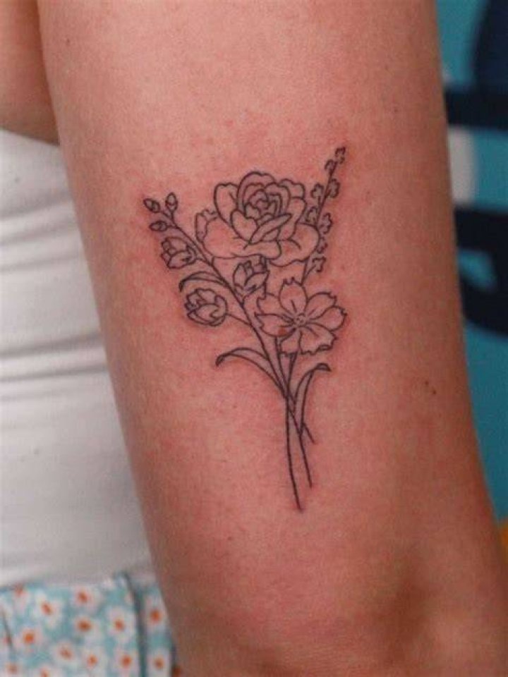 Floral Cute Tattoo Nikkibandit