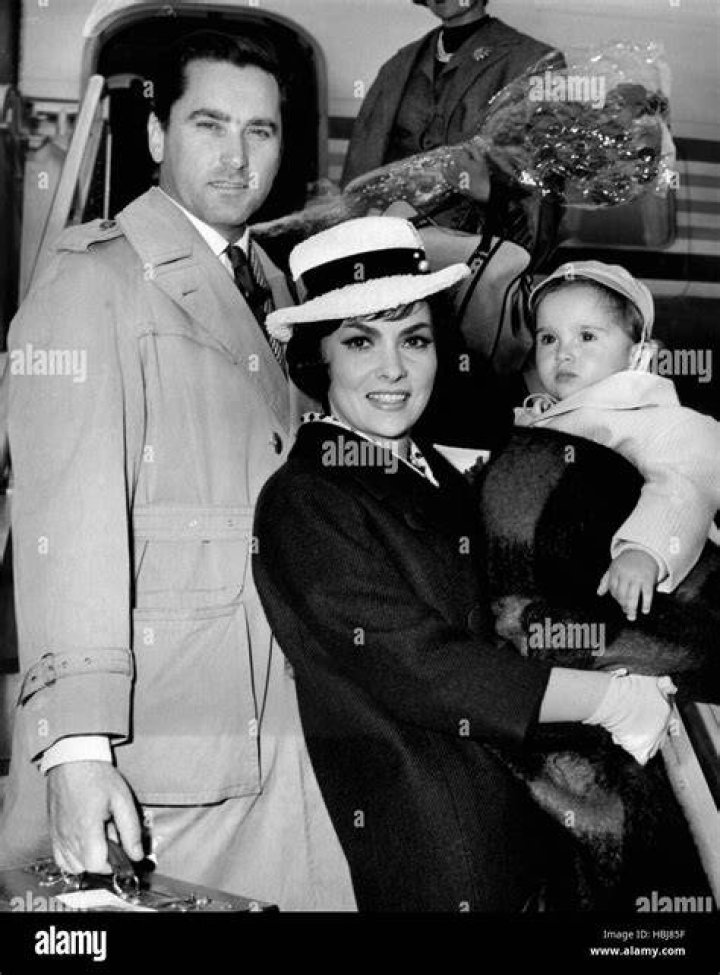 Gina Lollobrigida Husband & Son
