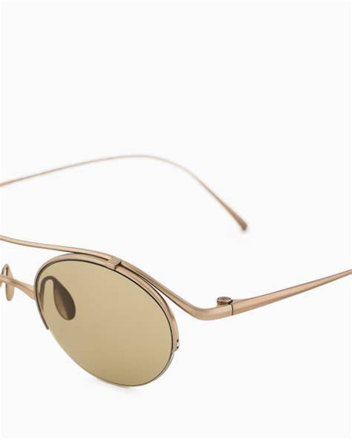 Giorgio Armani&rsquo;s Oval Sunglasses