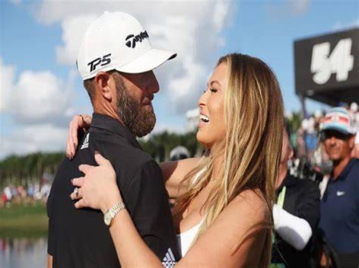 Gretzky celebrates Johnson's historic Masters win