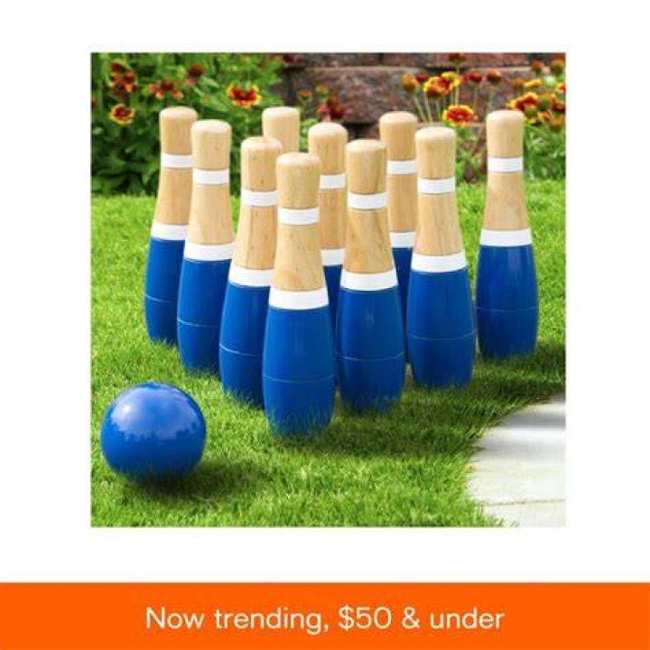 Hey! Play! Backyard Lawn Bowling Game
