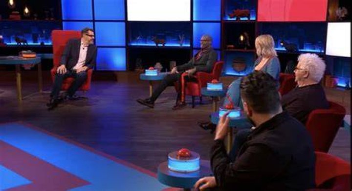 House of Games viewers were left distracted by Josie Long's outfit