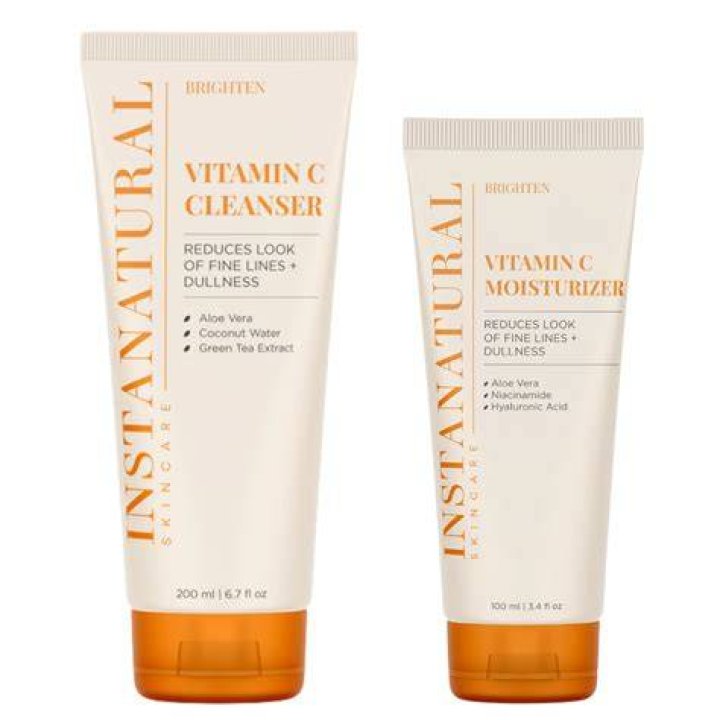 InstaNatural Skincare Vitamin C Cleanser