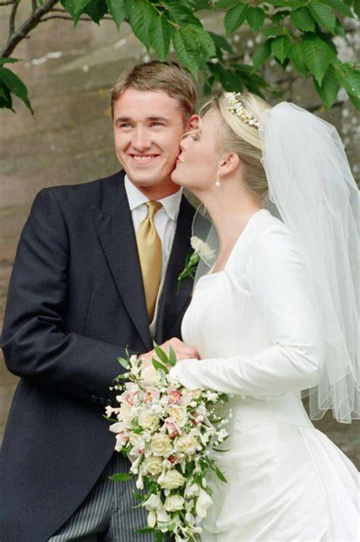 Is Stephen Hendry Still Married?