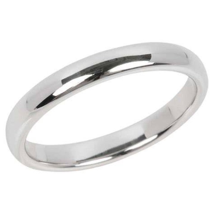 JC Penny Platinum Wedding Band