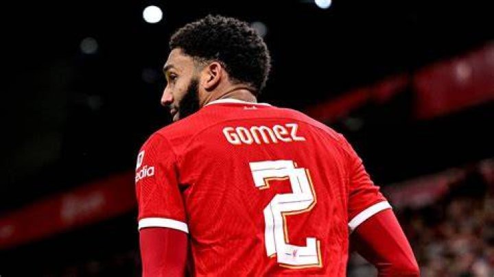 Joe Gomez Jersey Number is 2