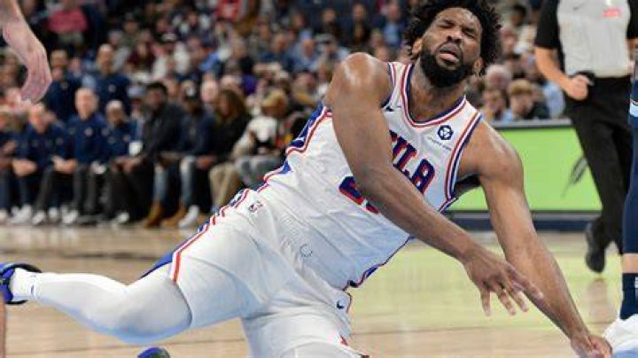 Joel-Embiid-in-court