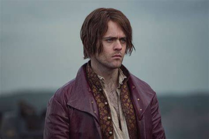 Joey Batey as Jaskier and Henry Cavil las Geralt of Rivia, as seen in Season 2 of Netflix's The Witcher