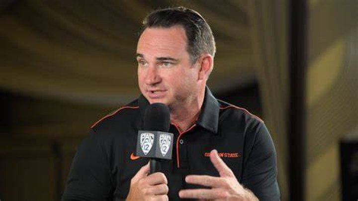 Jonathan Smith in a press conference