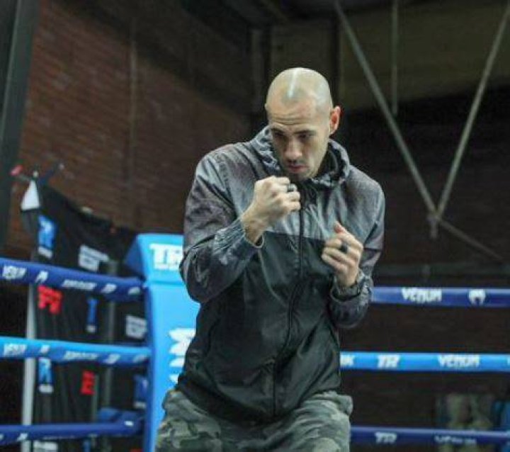 Jose Started Professional Boxing in 2011