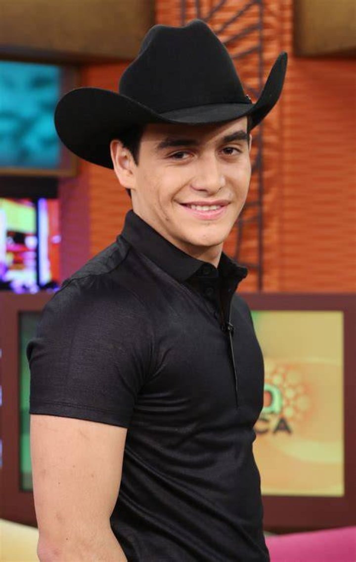 Julian Figueroa Career