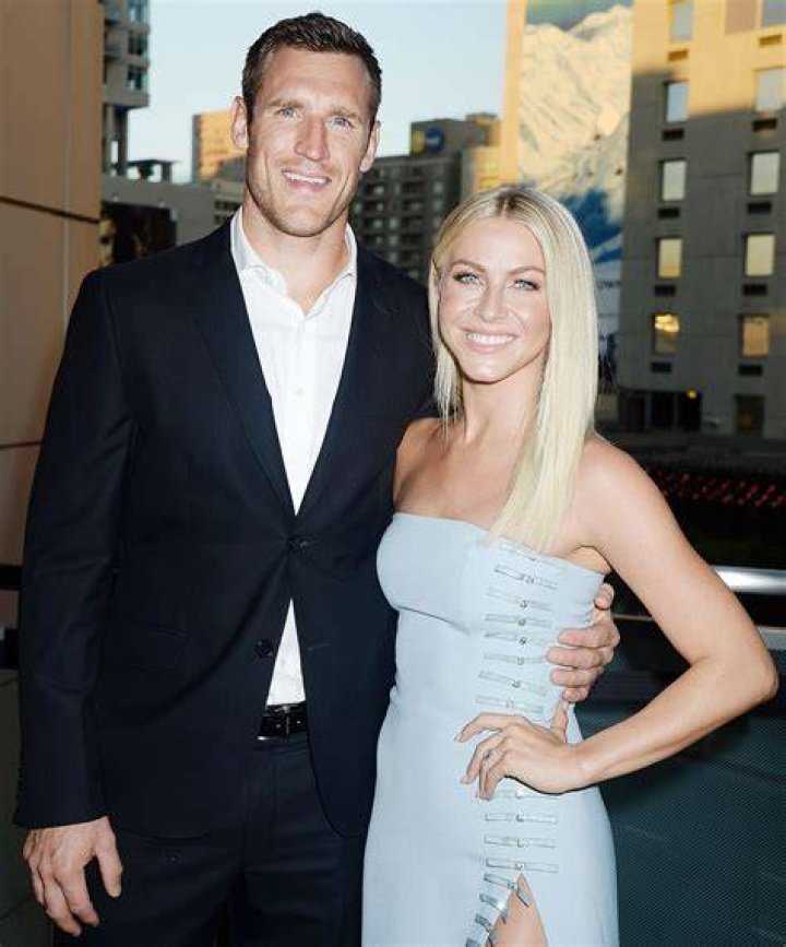 Julianne Hough Partner