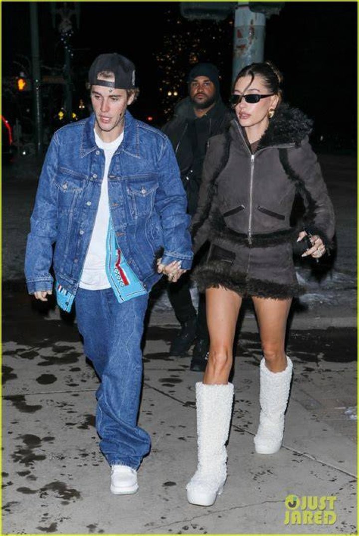 Just Friends? Kendall Jenner & Justin Bieber Relationship Heats Up